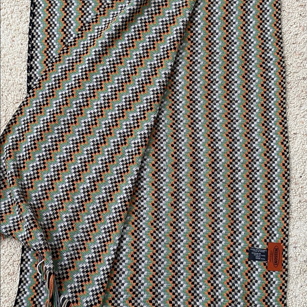 Missoni Scarf. Made in Italy. Wool/Acrylic. - Picture 4 of 6